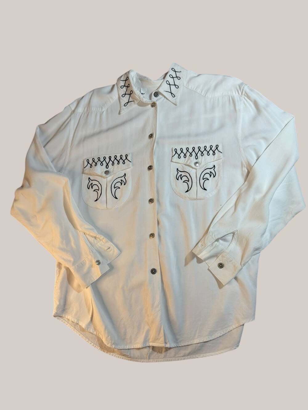 Vintage White Western Shirt | Black Embroidery | Silver-Tone Buttons | Size L